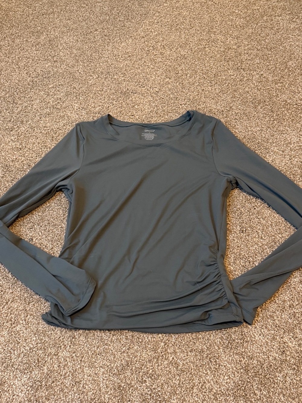 QINSEN Long Sleeve Crew Neck Ruched Sides Top in Slate Green